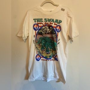 Vintage UF t-shirt. Size Medium